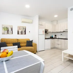 home2book-cozy-apartment-santa-cruz-urban-center.adeje-hotels.com/